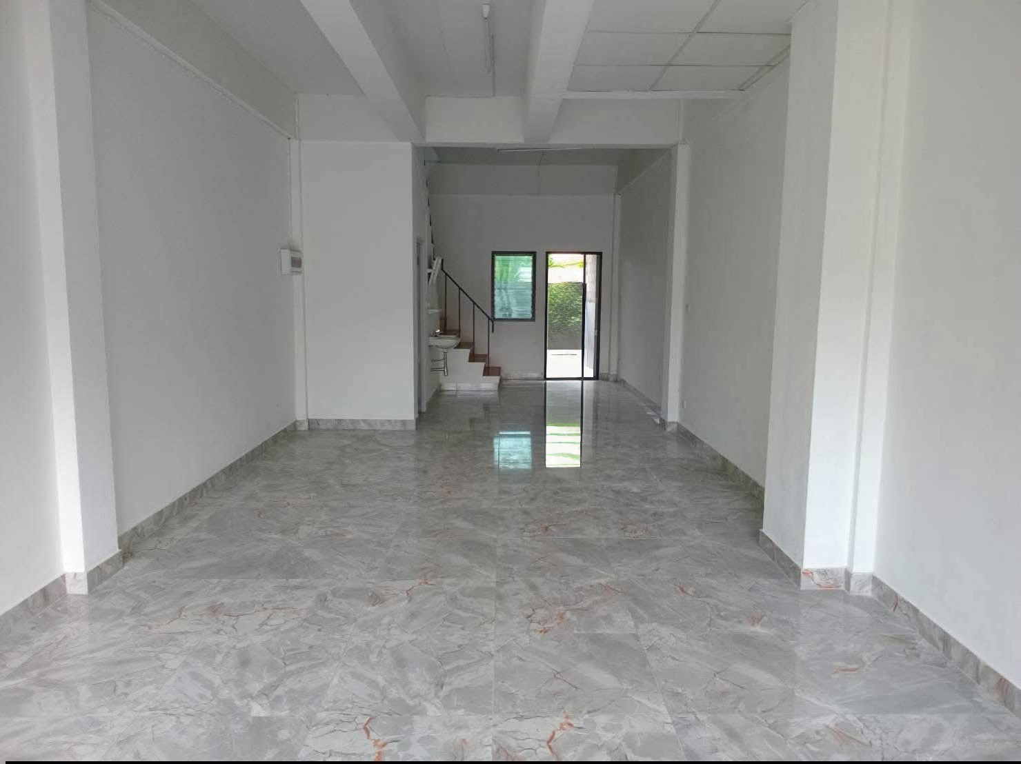 ประกาศฟรี! ซื้อ-ขาย-เช่า คอนโด บ้าน ทาวน์โฮม ที่ดิน และพื้นที่เชิงพาณิชย์ทั่วประเทศไทย ทุกทำเล ทุกงบประมาณ ไม่มีค่าใช้จ่าย ลงง่าย ขายไว เข้าถึงผู้ซื้อโดยตรง 3 316554pic2.jpg