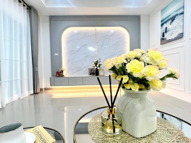 ประกาศฟรี! ซื้อ-ขาย-เช่า คอนโด บ้าน ทาวน์โฮม ที่ดิน และพื้นที่เชิงพาณิชย์ทั่วประเทศไทย ทุกทำเล ทุกงบประมาณ ไม่มีค่าใช้จ่าย ลงง่าย ขายไว เข้าถึงผู้ซื้อโดยตรง 3 316563pic2.jpg