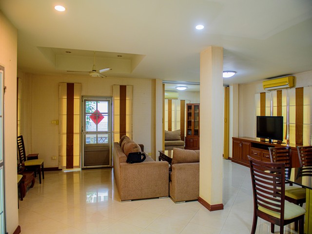 ประกาศฟรี! ซื้อ-ขาย-เช่า คอนโด บ้าน ทาวน์โฮม ที่ดิน และพื้นที่เชิงพาณิชย์ทั่วประเทศไทย ทุกทำเล ทุกงบประมาณ ไม่มีค่าใช้จ่าย ลงง่าย ขายไว เข้าถึงผู้ซื้อโดยตรง 5 515062pic4.jpg