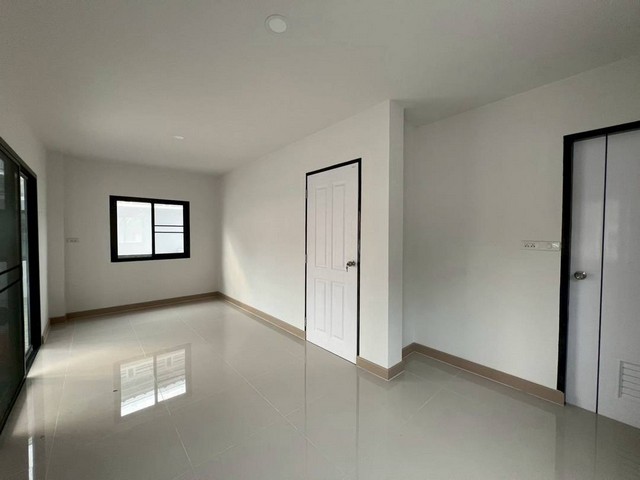 ประกาศฟรี! ซื้อ-ขาย-เช่า คอนโด บ้าน ทาวน์โฮม ที่ดิน และพื้นที่เชิงพาณิชย์ทั่วประเทศไทย ทุกทำเล ทุกงบประมาณ ไม่มีค่าใช้จ่าย ลงง่าย ขายไว เข้าถึงผู้ซื้อโดยตรง 4 255907pic3.jpg