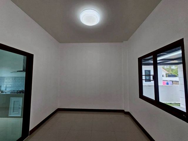 ประกาศฟรี! ซื้อ-ขาย-เช่า คอนโด บ้าน ทาวน์โฮม ที่ดิน และพื้นที่เชิงพาณิชย์ทั่วประเทศไทย ทุกทำเล ทุกงบประมาณ ไม่มีค่าใช้จ่าย ลงง่าย ขายไว เข้าถึงผู้ซื้อโดยตรง 5 255890pic4.jpg