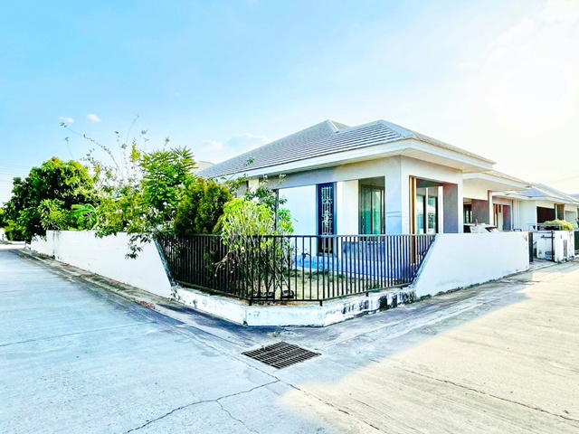 ประกาศฟรี! ซื้อ-ขาย-เช่า คอนโด บ้าน ทาวน์โฮม ที่ดิน และพื้นที่เชิงพาณิชย์ทั่วประเทศไทย ทุกทำเล ทุกงบประมาณ ไม่มีค่าใช้จ่าย ลงง่าย ขายไว เข้าถึงผู้ซื้อโดยตรง 2 255774pic1.jpg