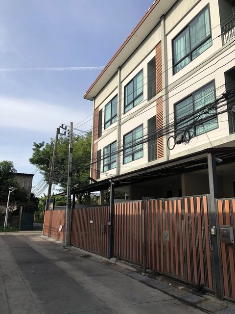 ประกาศฟรี! ซื้อ-ขาย-เช่า คอนโด บ้าน ทาวน์โฮม ที่ดิน และพื้นที่เชิงพาณิชย์ทั่วประเทศไทย ทุกทำเล ทุกงบประมาณ ไม่มีค่าใช้จ่าย ลงง่าย ขายไว เข้าถึงผู้ซื้อโดยตรง 3 500395pic2.jpg