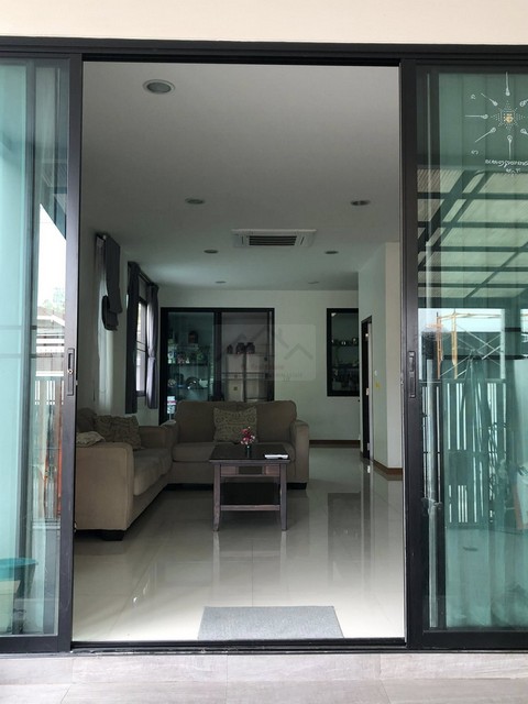 ประกาศฟรี! ซื้อ-ขาย-เช่า คอนโด บ้าน ทาวน์โฮม ที่ดิน และพื้นที่เชิงพาณิชย์ทั่วประเทศไทย ทุกทำเล ทุกงบประมาณ ไม่มีค่าใช้จ่าย ลงง่าย ขายไว เข้าถึงผู้ซื้อโดยตรง 5 500395pic4.jpg