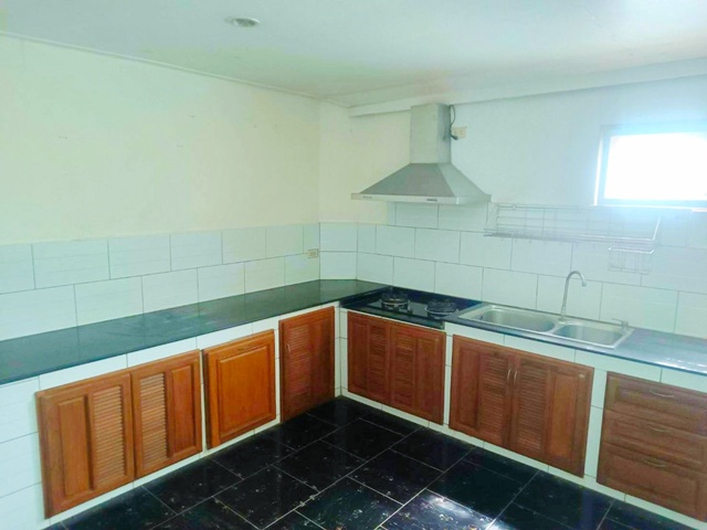 ประกาศฟรี! ซื้อ-ขาย-เช่า คอนโด บ้าน ทาวน์โฮม ที่ดิน และพื้นที่เชิงพาณิชย์ทั่วประเทศไทย ทุกทำเล ทุกงบประมาณ ไม่มีค่าใช้จ่าย ลงง่าย ขายไว เข้าถึงผู้ซื้อโดยตรง 5 255784pic4.jpg