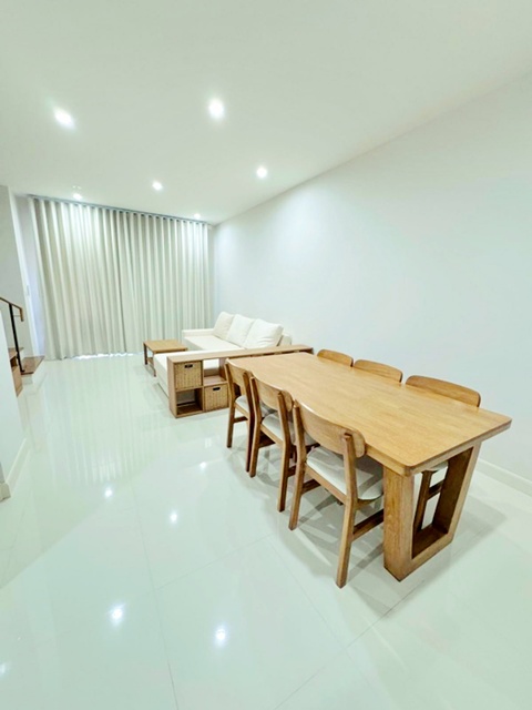 ประกาศฟรี! ซื้อ-ขาย-เช่า คอนโด บ้าน ทาวน์โฮม ที่ดิน และพื้นที่เชิงพาณิชย์ทั่วประเทศไทย ทุกทำเล ทุกงบประมาณ ไม่มีค่าใช้จ่าย ลงง่าย ขายไว เข้าถึงผู้ซื้อโดยตรง 4 255770pic3.jpg