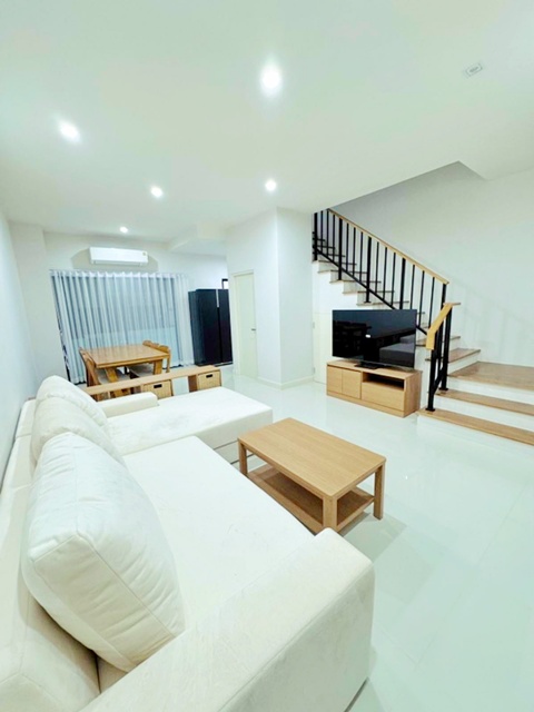 ประกาศฟรี! ซื้อ-ขาย-เช่า คอนโด บ้าน ทาวน์โฮม ที่ดิน และพื้นที่เชิงพาณิชย์ทั่วประเทศไทย ทุกทำเล ทุกงบประมาณ ไม่มีค่าใช้จ่าย ลงง่าย ขายไว เข้าถึงผู้ซื้อโดยตรง 5 255770pic4.jpg