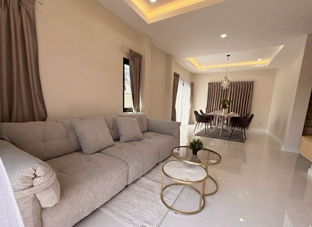 ประกาศฟรี! ซื้อ-ขาย-เช่า คอนโด บ้าน ทาวน์โฮม ที่ดิน และพื้นที่เชิงพาณิชย์ทั่วประเทศไทย ทุกทำเล ทุกงบประมาณ ไม่มีค่าใช้จ่าย ลงง่าย ขายไว เข้าถึงผู้ซื้อโดยตรง 3 255909pic2.jpg