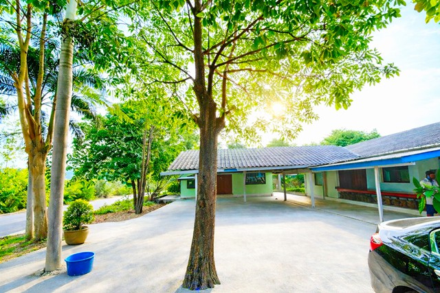 ประกาศฟรี! ซื้อ-ขาย-เช่า คอนโด บ้าน ทาวน์โฮม ที่ดิน และพื้นที่เชิงพาณิชย์ทั่วประเทศไทย ทุกทำเล ทุกงบประมาณ ไม่มีค่าใช้จ่าย ลงง่าย ขายไว เข้าถึงผู้ซื้อโดยตรง 3 256457pic2.jpg