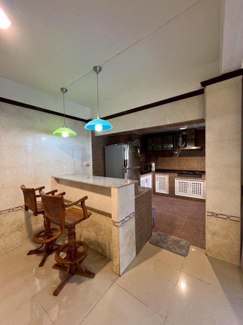 ประกาศฟรี! ซื้อ-ขาย-เช่า คอนโด บ้าน ทาวน์โฮม ที่ดิน และพื้นที่เชิงพาณิชย์ทั่วประเทศไทย ทุกทำเล ทุกงบประมาณ ไม่มีค่าใช้จ่าย ลงง่าย ขายไว เข้าถึงผู้ซื้อโดยตรง 5 516817pic4.jpg