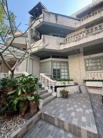 ประกาศฟรี! ซื้อ-ขาย-เช่า คอนโด บ้าน ทาวน์โฮม ที่ดิน และพื้นที่เชิงพาณิชย์ทั่วประเทศไทย ทุกทำเล ทุกงบประมาณ ไม่มีค่าใช้จ่าย ลงง่าย ขายไว เข้าถึงผู้ซื้อโดยตรง 3 516780pic2.jpg