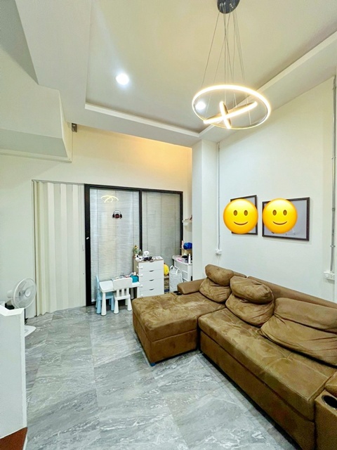 ประกาศฟรี! ซื้อ-ขาย-เช่า คอนโด บ้าน ทาวน์โฮม ที่ดิน และพื้นที่เชิงพาณิชย์ทั่วประเทศไทย ทุกทำเล ทุกงบประมาณ ไม่มีค่าใช้จ่าย ลงง่าย ขายไว เข้าถึงผู้ซื้อโดยตรง 5 316585pic4.jpg