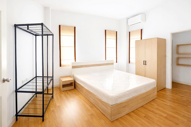 ประกาศฟรี! ซื้อ-ขาย-เช่า คอนโด บ้าน ทาวน์โฮม ที่ดิน และพื้นที่เชิงพาณิชย์ทั่วประเทศไทย ทุกทำเล ทุกงบประมาณ ไม่มีค่าใช้จ่าย ลงง่าย ขายไว เข้าถึงผู้ซื้อโดยตรง 5 316582pic4.jpg