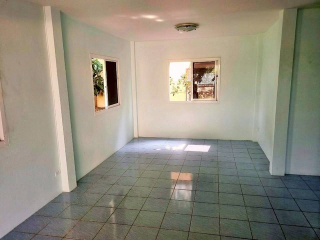 ประกาศฟรี! ซื้อ-ขาย-เช่า คอนโด บ้าน ทาวน์โฮม ที่ดิน และพื้นที่เชิงพาณิชย์ทั่วประเทศไทย ทุกทำเล ทุกงบประมาณ ไม่มีค่าใช้จ่าย ลงง่าย ขายไว เข้าถึงผู้ซื้อโดยตรง 4 256516pic3.jpg