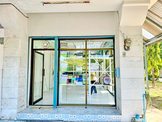 ประกาศฟรี! ซื้อ-ขาย-เช่า คอนโด บ้าน ทาวน์โฮม ที่ดิน และพื้นที่เชิงพาณิชย์ทั่วประเทศไทย ทุกทำเล ทุกงบประมาณ ไม่มีค่าใช้จ่าย ลงง่าย ขายไว เข้าถึงผู้ซื้อโดยตรง 3 165285pic2.jpg