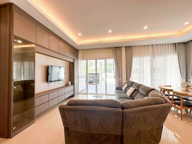 ประกาศฟรี! ซื้อ-ขาย-เช่า คอนโด บ้าน ทาวน์โฮม ที่ดิน และพื้นที่เชิงพาณิชย์ทั่วประเทศไทย ทุกทำเล ทุกงบประมาณ ไม่มีค่าใช้จ่าย ลงง่าย ขายไว เข้าถึงผู้ซื้อโดยตรง 3 298313pic2.jpg