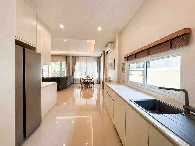 ประกาศฟรี! ซื้อ-ขาย-เช่า คอนโด บ้าน ทาวน์โฮม ที่ดิน และพื้นที่เชิงพาณิชย์ทั่วประเทศไทย ทุกทำเล ทุกงบประมาณ ไม่มีค่าใช้จ่าย ลงง่าย ขายไว เข้าถึงผู้ซื้อโดยตรง 5 298313pic4.jpg