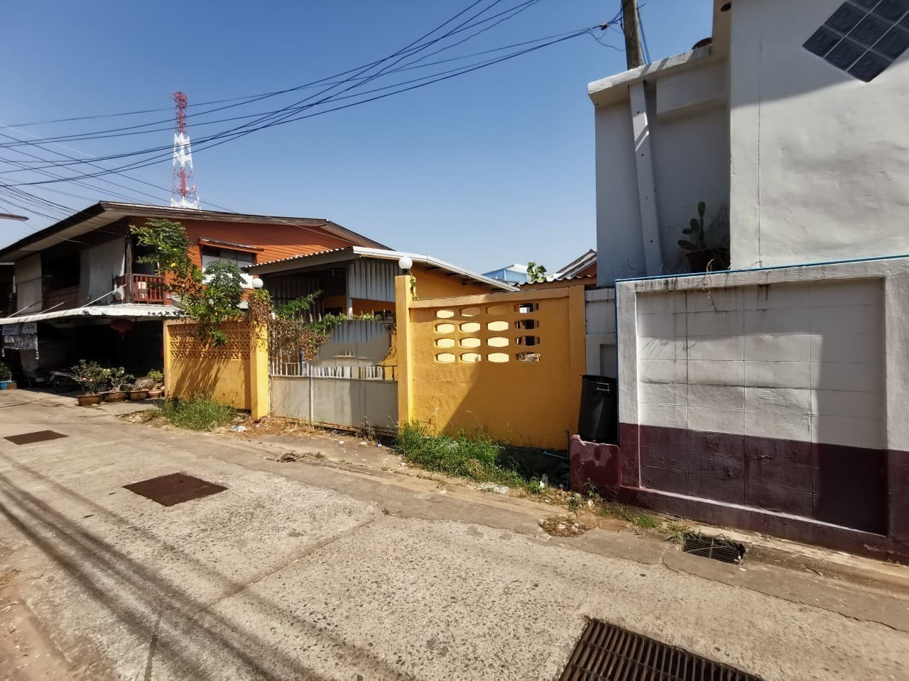 ประกาศฟรี! ซื้อ-ขาย-เช่า คอนโด บ้าน ทาวน์โฮม ที่ดิน และพื้นที่เชิงพาณิชย์ทั่วประเทศไทย ทุกทำเล ทุกงบประมาณ ไม่มีค่าใช้จ่าย ลงง่าย ขายไว เข้าถึงผู้ซื้อโดยตรง 4 256500pic3.jpg