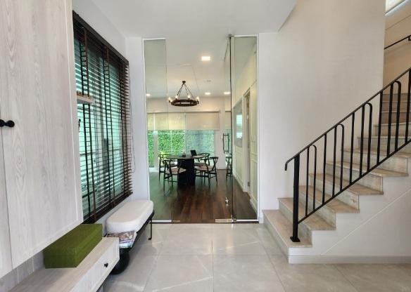 ประกาศฟรี! ซื้อ-ขาย-เช่า คอนโด บ้าน ทาวน์โฮม ที่ดิน และพื้นที่เชิงพาณิชย์ทั่วประเทศไทย ทุกทำเล ทุกงบประมาณ ไม่มีค่าใช้จ่าย ลงง่าย ขายไว เข้าถึงผู้ซื้อโดยตรง 4 273670pic3.jpg