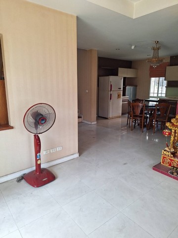 ประกาศฟรี! ซื้อ-ขาย-เช่า คอนโด บ้าน ทาวน์โฮม ที่ดิน และพื้นที่เชิงพาณิชย์ทั่วประเทศไทย ทุกทำเล ทุกงบประมาณ ไม่มีค่าใช้จ่าย ลงง่าย ขายไว เข้าถึงผู้ซื้อโดยตรง 5 255544pic4.jpg