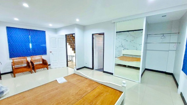 ประกาศฟรี! ซื้อ-ขาย-เช่า คอนโด บ้าน ทาวน์โฮม ที่ดิน และพื้นที่เชิงพาณิชย์ทั่วประเทศไทย ทุกทำเล ทุกงบประมาณ ไม่มีค่าใช้จ่าย ลงง่าย ขายไว เข้าถึงผู้ซื้อโดยตรง 5 255875pic4.jpg