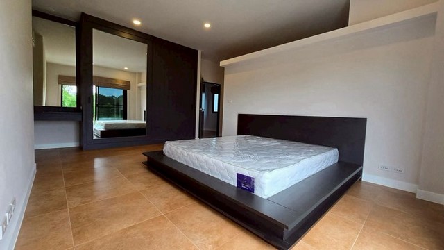 ประกาศฟรี! ซื้อ-ขาย-เช่า คอนโด บ้าน ทาวน์โฮม ที่ดิน และพื้นที่เชิงพาณิชย์ทั่วประเทศไทย ทุกทำเล ทุกงบประมาณ ไม่มีค่าใช้จ่าย ลงง่าย ขายไว เข้าถึงผู้ซื้อโดยตรง 5 256530pic4.jpg