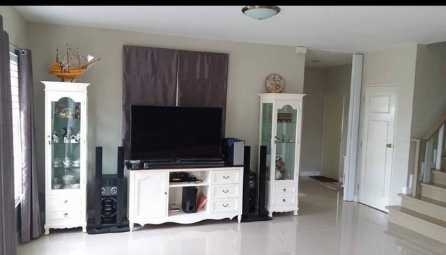 ประกาศฟรี! ซื้อ-ขาย-เช่า คอนโด บ้าน ทาวน์โฮม ที่ดิน และพื้นที่เชิงพาณิชย์ทั่วประเทศไทย ทุกทำเล ทุกงบประมาณ ไม่มีค่าใช้จ่าย ลงง่าย ขายไว เข้าถึงผู้ซื้อโดยตรง 4 294224pic3.jpg