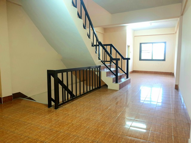 ประกาศฟรี! ซื้อ-ขาย-เช่า คอนโด บ้าน ทาวน์โฮม ที่ดิน และพื้นที่เชิงพาณิชย์ทั่วประเทศไทย ทุกทำเล ทุกงบประมาณ ไม่มีค่าใช้จ่าย ลงง่าย ขายไว เข้าถึงผู้ซื้อโดยตรง 4 316668pic3.jpg