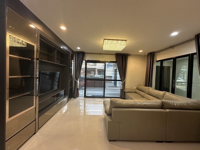 ประกาศฟรี! ซื้อ-ขาย-เช่า คอนโด บ้าน ทาวน์โฮม ที่ดิน และพื้นที่เชิงพาณิชย์ทั่วประเทศไทย ทุกทำเล ทุกงบประมาณ ไม่มีค่าใช้จ่าย ลงง่าย ขายไว เข้าถึงผู้ซื้อโดยตรง 5 517197pic4.jpg