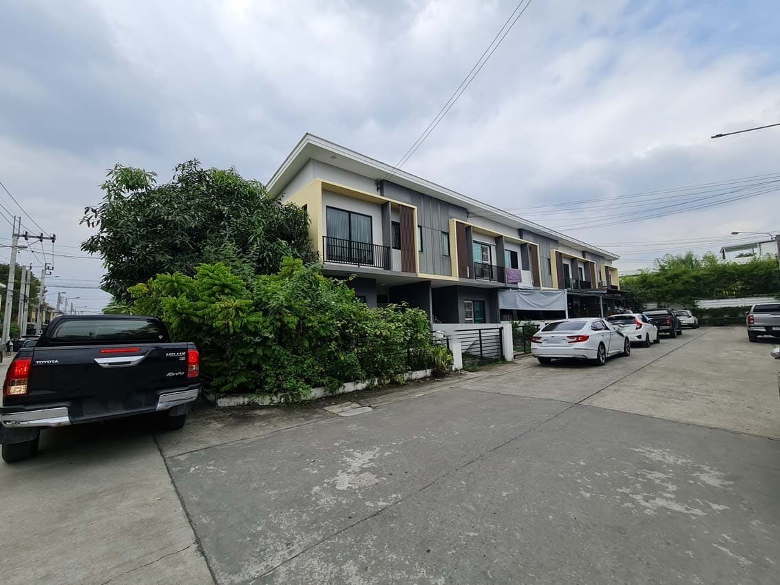 ประกาศฟรี! ซื้อ-ขาย-เช่า คอนโด บ้าน ทาวน์โฮม ที่ดิน และพื้นที่เชิงพาณิชย์ทั่วประเทศไทย ทุกทำเล ทุกงบประมาณ ไม่มีค่าใช้จ่าย ลงง่าย ขายไว เข้าถึงผู้ซื้อโดยตรง 3 256576pic2.jpg