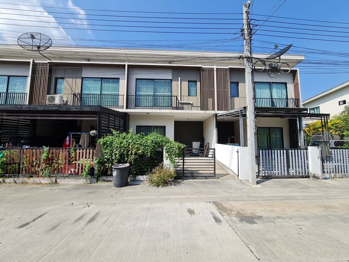 ประกาศฟรี! ซื้อ-ขาย-เช่า คอนโด บ้าน ทาวน์โฮม ที่ดิน และพื้นที่เชิงพาณิชย์ทั่วประเทศไทย ทุกทำเล ทุกงบประมาณ ไม่มีค่าใช้จ่าย ลงง่าย ขายไว เข้าถึงผู้ซื้อโดยตรง 2 255497pic1.jpg