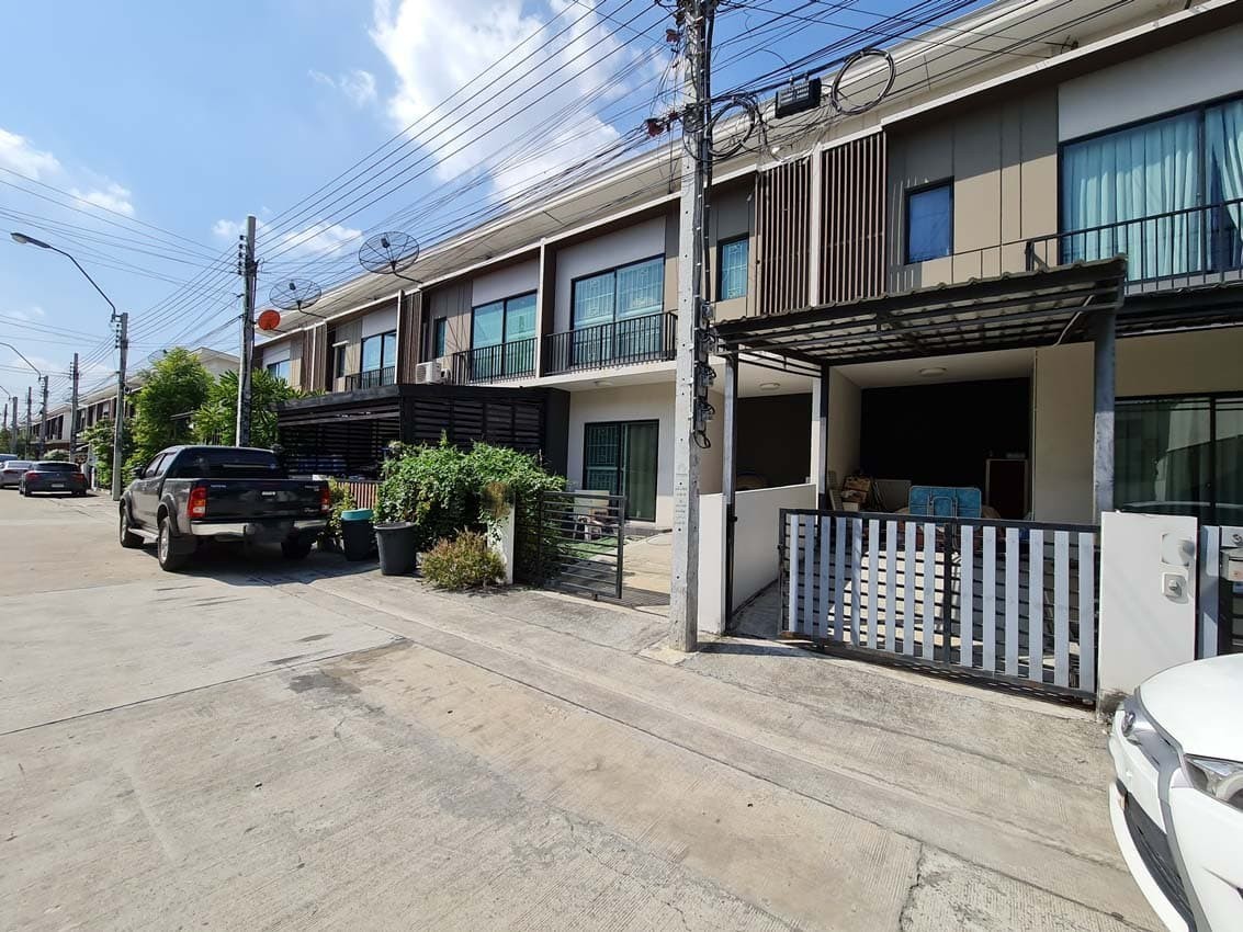 ประกาศฟรี! ซื้อ-ขาย-เช่า คอนโด บ้าน ทาวน์โฮม ที่ดิน และพื้นที่เชิงพาณิชย์ทั่วประเทศไทย ทุกทำเล ทุกงบประมาณ ไม่มีค่าใช้จ่าย ลงง่าย ขายไว เข้าถึงผู้ซื้อโดยตรง 3 255497pic2.jpg