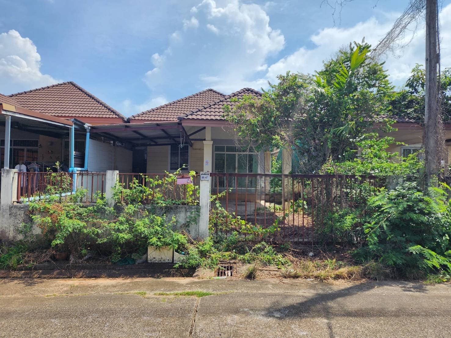 ประกาศฟรี! ซื้อ-ขาย-เช่า คอนโด บ้าน ทาวน์โฮม ที่ดิน และพื้นที่เชิงพาณิชย์ทั่วประเทศไทย ทุกทำเล ทุกงบประมาณ ไม่มีค่าใช้จ่าย ลงง่าย ขายไว เข้าถึงผู้ซื้อโดยตรง 2 255489pic1.jpg