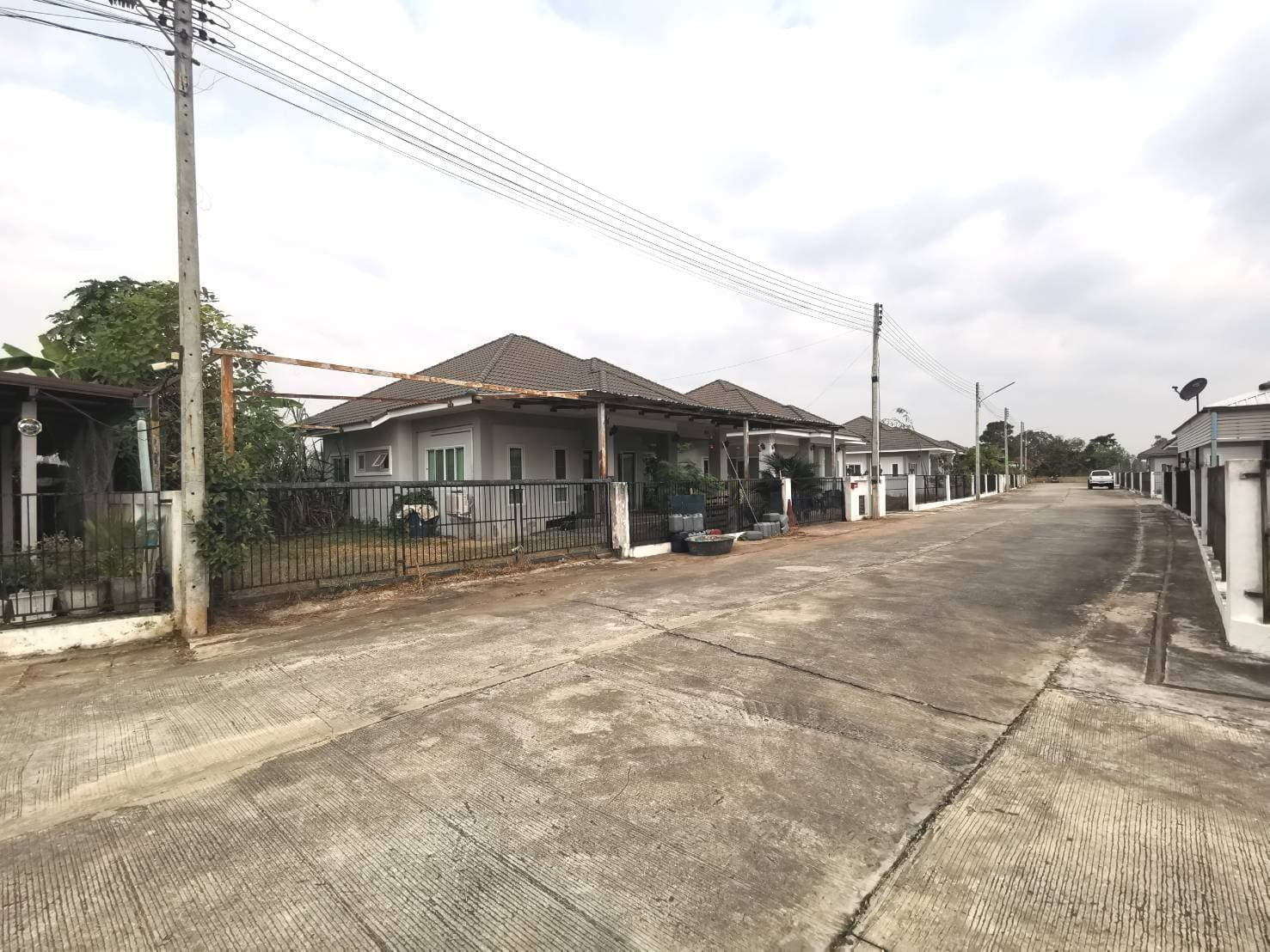 ประกาศฟรี! ซื้อ-ขาย-เช่า คอนโด บ้าน ทาวน์โฮม ที่ดิน และพื้นที่เชิงพาณิชย์ทั่วประเทศไทย ทุกทำเล ทุกงบประมาณ ไม่มีค่าใช้จ่าย ลงง่าย ขายไว เข้าถึงผู้ซื้อโดยตรง 3 255487pic2.jpg