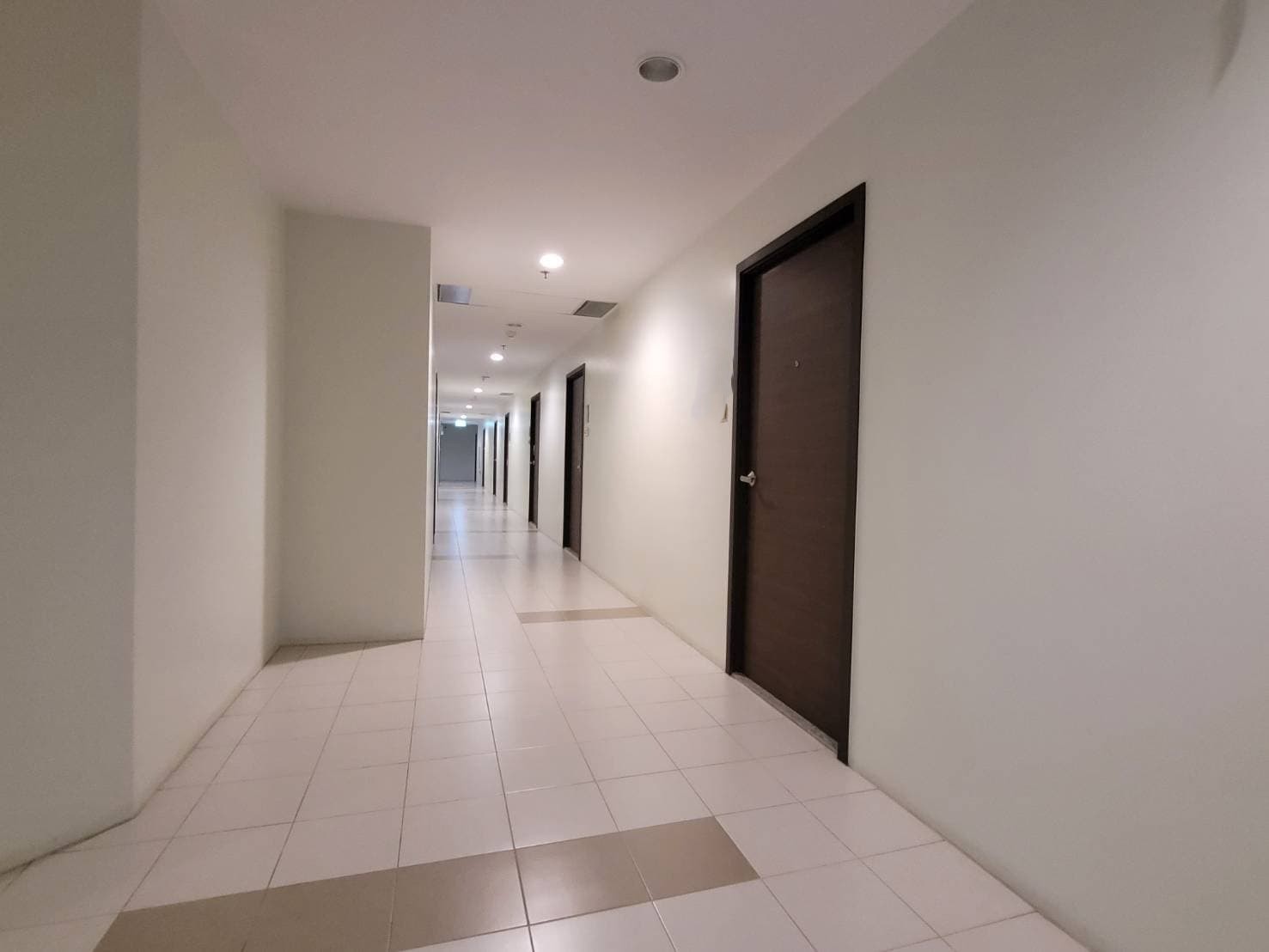 ประกาศฟรี! ซื้อ-ขาย-เช่า คอนโด บ้าน ทาวน์โฮม ที่ดิน และพื้นที่เชิงพาณิชย์ทั่วประเทศไทย ทุกทำเล ทุกงบประมาณ ไม่มีค่าใช้จ่าย ลงง่าย ขายไว เข้าถึงผู้ซื้อโดยตรง 5 256503pic4.jpg