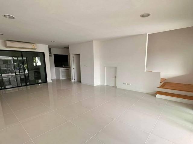 ประกาศฟรี! ซื้อ-ขาย-เช่า คอนโด บ้าน ทาวน์โฮม ที่ดิน และพื้นที่เชิงพาณิชย์ทั่วประเทศไทย ทุกทำเล ทุกงบประมาณ ไม่มีค่าใช้จ่าย ลงง่าย ขายไว เข้าถึงผู้ซื้อโดยตรง 4 516907pic3.jpg