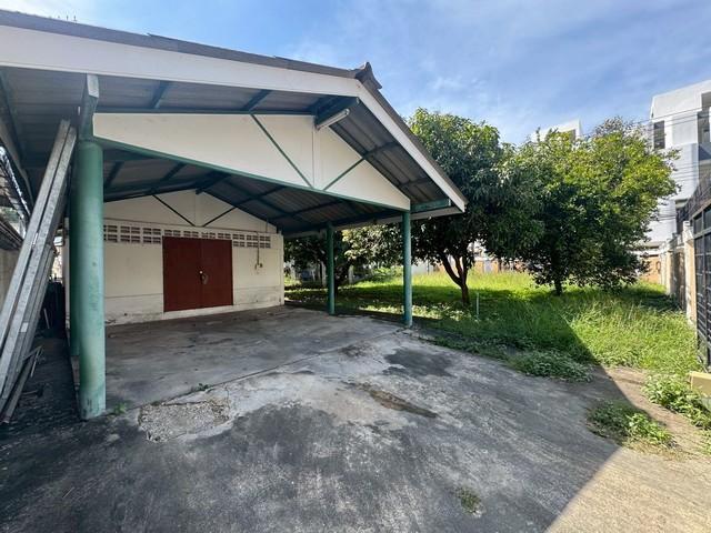 ประกาศฟรี! ซื้อ-ขาย-เช่า คอนโด บ้าน ทาวน์โฮม ที่ดิน และพื้นที่เชิงพาณิชย์ทั่วประเทศไทย ทุกทำเล ทุกงบประมาณ ไม่มีค่าใช้จ่าย ลงง่าย ขายไว เข้าถึงผู้ซื้อโดยตรง 3 516897pic2.jpg