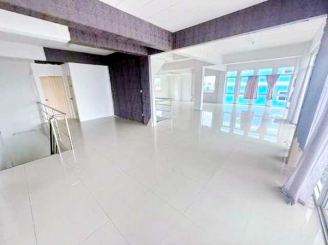 ประกาศฟรี! ซื้อ-ขาย-เช่า คอนโด บ้าน ทาวน์โฮม ที่ดิน และพื้นที่เชิงพาณิชย์ทั่วประเทศไทย ทุกทำเล ทุกงบประมาณ ไม่มีค่าใช้จ่าย ลงง่าย ขายไว เข้าถึงผู้ซื้อโดยตรง 5 256568pic4.jpg