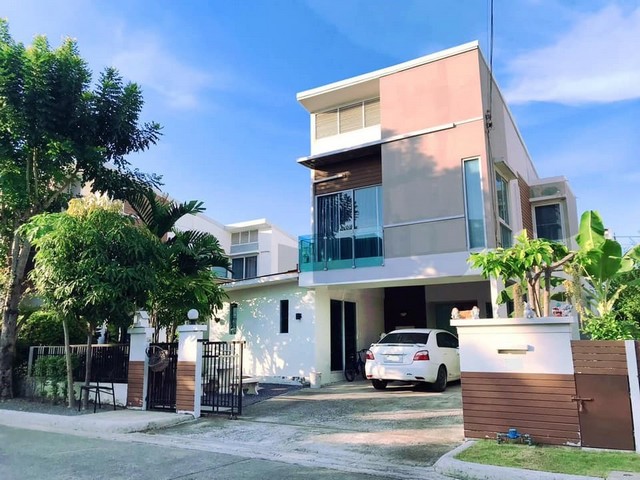 ประกาศฟรี! ซื้อ-ขาย-เช่า คอนโด บ้าน ทาวน์โฮม ที่ดิน และพื้นที่เชิงพาณิชย์ทั่วประเทศไทย ทุกทำเล ทุกงบประมาณ ไม่มีค่าใช้จ่าย ลงง่าย ขายไว เข้าถึงผู้ซื้อโดยตรง 2 233527pic1.jpg