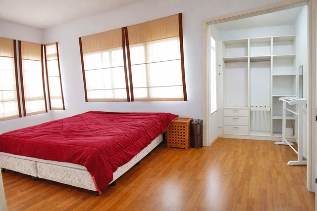 ประกาศฟรี! ซื้อ-ขาย-เช่า คอนโด บ้าน ทาวน์โฮม ที่ดิน และพื้นที่เชิงพาณิชย์ทั่วประเทศไทย ทุกทำเล ทุกงบประมาณ ไม่มีค่าใช้จ่าย ลงง่าย ขายไว เข้าถึงผู้ซื้อโดยตรง 4 256462pic3.jpg