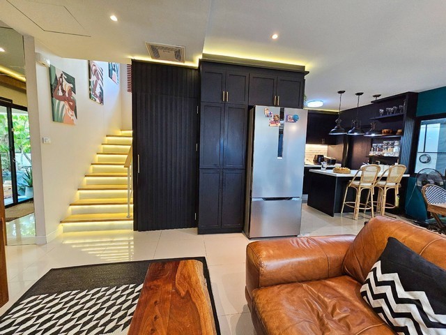 ประกาศฟรี! ซื้อ-ขาย-เช่า คอนโด บ้าน ทาวน์โฮม ที่ดิน และพื้นที่เชิงพาณิชย์ทั่วประเทศไทย ทุกทำเล ทุกงบประมาณ ไม่มีค่าใช้จ่าย ลงง่าย ขายไว เข้าถึงผู้ซื้อโดยตรง 3 517223pic2.jpg