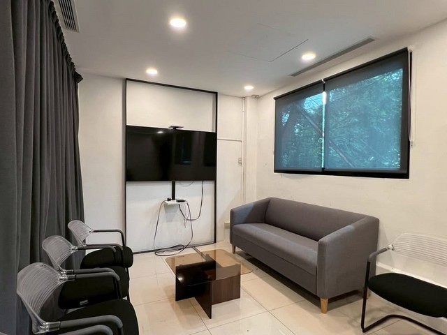 ประกาศฟรี! ซื้อ-ขาย-เช่า คอนโด บ้าน ทาวน์โฮม ที่ดิน และพื้นที่เชิงพาณิชย์ทั่วประเทศไทย ทุกทำเล ทุกงบประมาณ ไม่มีค่าใช้จ่าย ลงง่าย ขายไว เข้าถึงผู้ซื้อโดยตรง 5 517258pic4.jpg