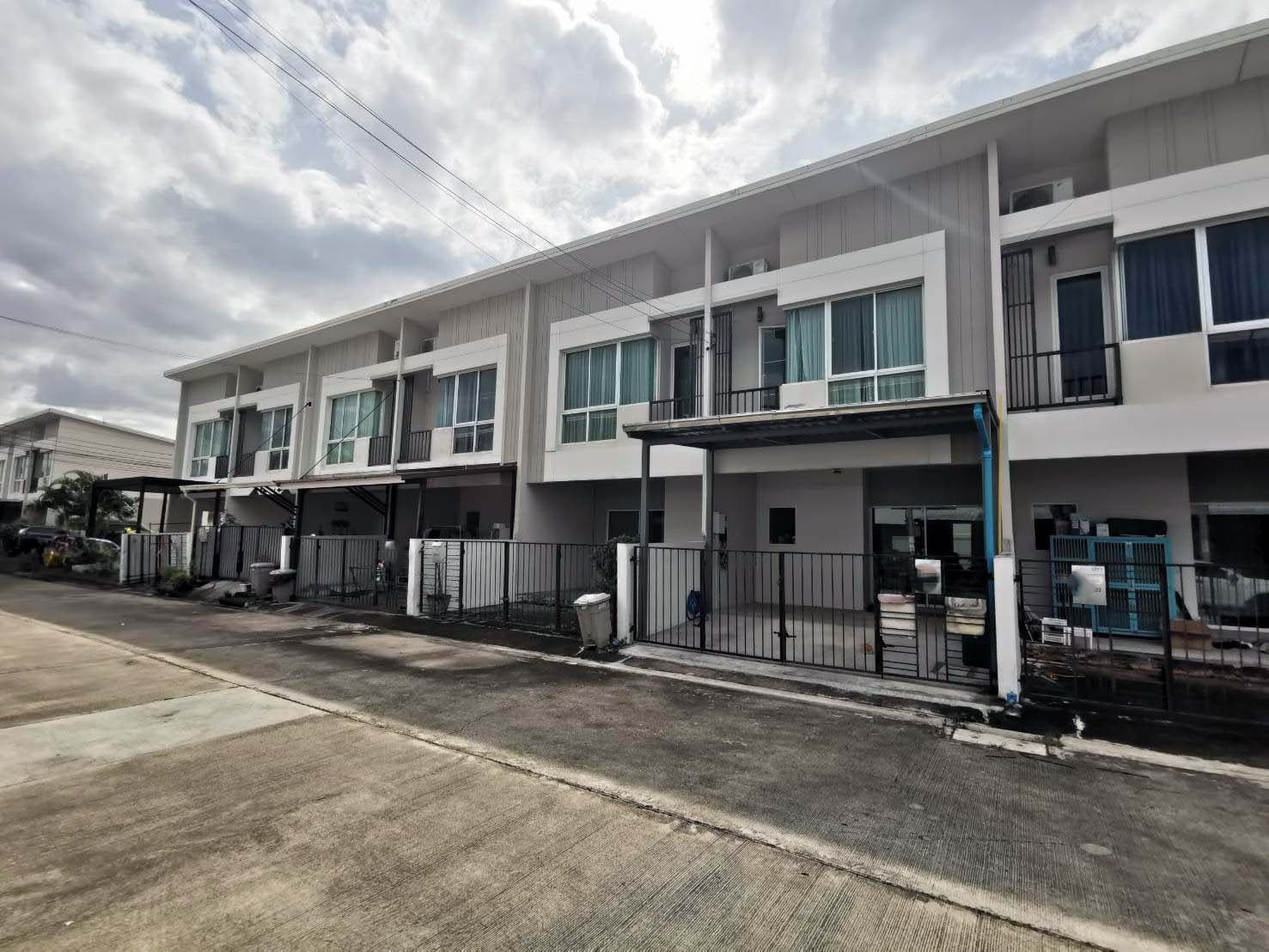 ประกาศฟรี! ซื้อ-ขาย-เช่า คอนโด บ้าน ทาวน์โฮม ที่ดิน และพื้นที่เชิงพาณิชย์ทั่วประเทศไทย ทุกทำเล ทุกงบประมาณ ไม่มีค่าใช้จ่าย ลงง่าย ขายไว เข้าถึงผู้ซื้อโดยตรง 3 256606pic2.jpg