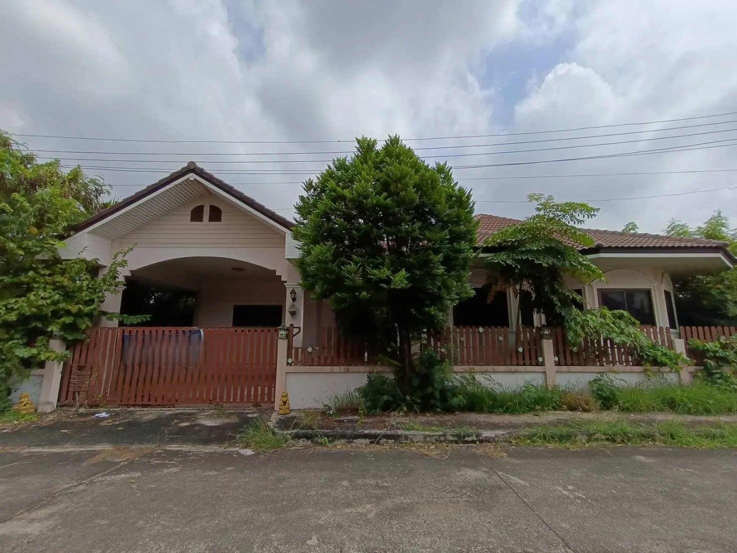 ประกาศฟรี! ซื้อ-ขาย-เช่า คอนโด บ้าน ทาวน์โฮม ที่ดิน และพื้นที่เชิงพาณิชย์ทั่วประเทศไทย ทุกทำเล ทุกงบประมาณ ไม่มีค่าใช้จ่าย ลงง่าย ขายไว เข้าถึงผู้ซื้อโดยตรง 2 256601pic1.jpg