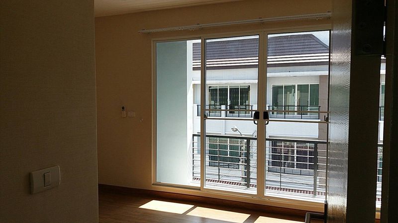 ประกาศฟรี! ซื้อ-ขาย-เช่า คอนโด บ้าน ทาวน์โฮม ที่ดิน และพื้นที่เชิงพาณิชย์ทั่วประเทศไทย ทุกทำเล ทุกงบประมาณ ไม่มีค่าใช้จ่าย ลงง่าย ขายไว เข้าถึงผู้ซื้อโดยตรง 2 316754pic1.jpg