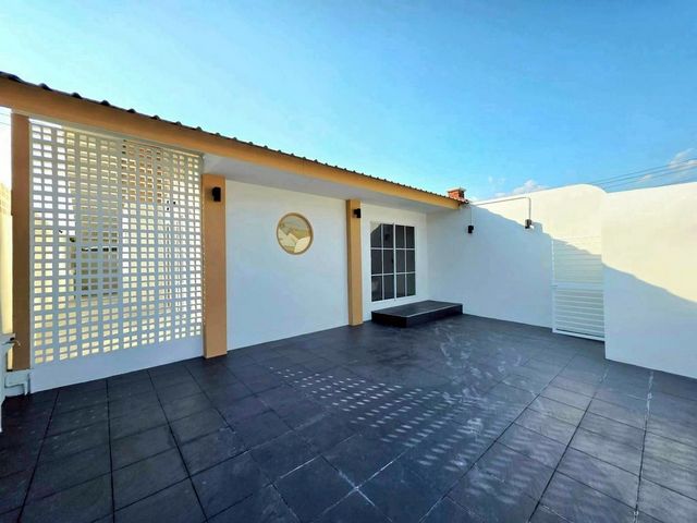 ประกาศฟรี! ซื้อ-ขาย-เช่า คอนโด บ้าน ทาวน์โฮม ที่ดิน และพื้นที่เชิงพาณิชย์ทั่วประเทศไทย ทุกทำเล ทุกงบประมาณ ไม่มีค่าใช้จ่าย ลงง่าย ขายไว เข้าถึงผู้ซื้อโดยตรง 3 256708pic2.jpg