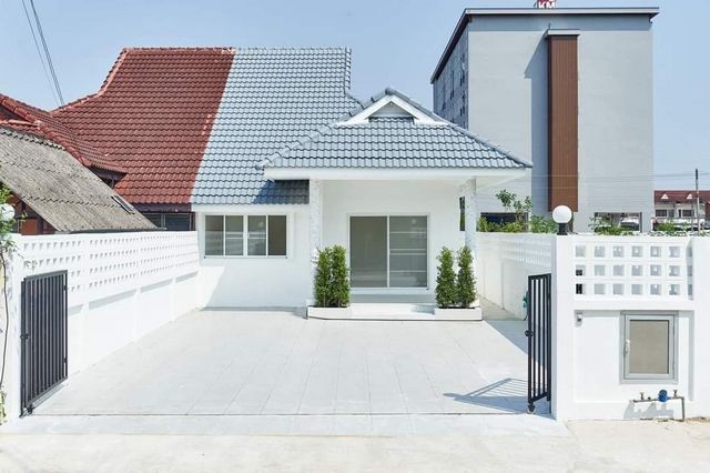 ประกาศฟรี! ซื้อ-ขาย-เช่า คอนโด บ้าน ทาวน์โฮม ที่ดิน และพื้นที่เชิงพาณิชย์ทั่วประเทศไทย ทุกทำเล ทุกงบประมาณ ไม่มีค่าใช้จ่าย ลงง่าย ขายไว เข้าถึงผู้ซื้อโดยตรง 2 256706pic1.jpg