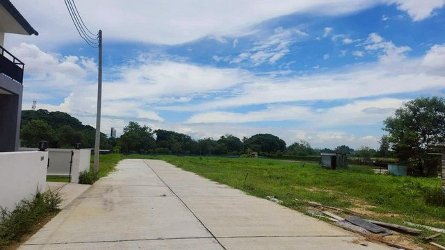 ประกาศฟรี! ซื้อ-ขาย-เช่า คอนโด บ้าน ทาวน์โฮม ที่ดิน และพื้นที่เชิงพาณิชย์ทั่วประเทศไทย ทุกทำเล ทุกงบประมาณ ไม่มีค่าใช้จ่าย ลงง่าย ขายไว เข้าถึงผู้ซื้อโดยตรง 2 256752pic1.jpg