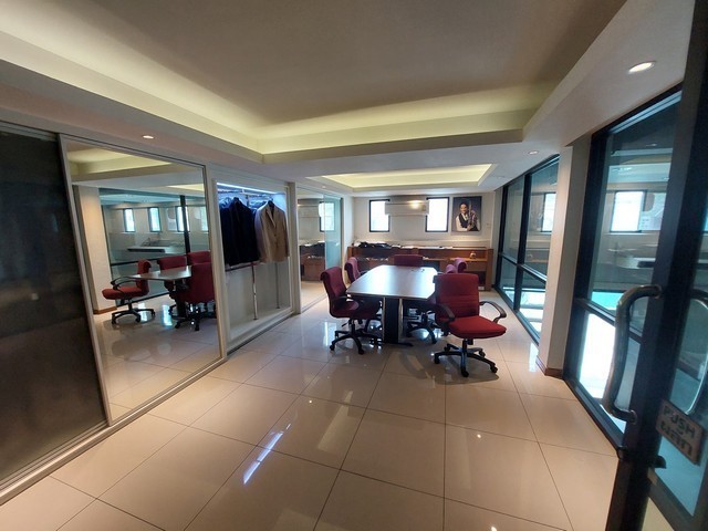 ประกาศฟรี! ซื้อ-ขาย-เช่า คอนโด บ้าน ทาวน์โฮม ที่ดิน และพื้นที่เชิงพาณิชย์ทั่วประเทศไทย ทุกทำเล ทุกงบประมาณ ไม่มีค่าใช้จ่าย ลงง่าย ขายไว เข้าถึงผู้ซื้อโดยตรง 5 517419pic4.jpg