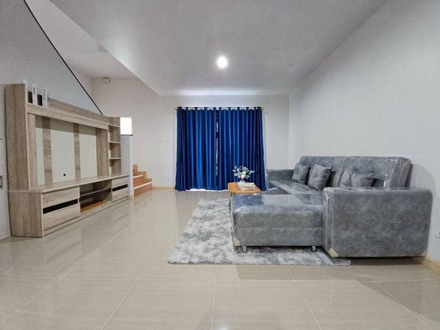 ประกาศฟรี! ซื้อ-ขาย-เช่า คอนโด บ้าน ทาวน์โฮม ที่ดิน และพื้นที่เชิงพาณิชย์ทั่วประเทศไทย ทุกทำเล ทุกงบประมาณ ไม่มีค่าใช้จ่าย ลงง่าย ขายไว เข้าถึงผู้ซื้อโดยตรง 4 298665pic3.jpg